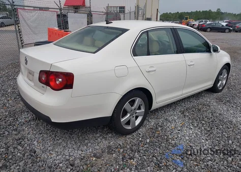 2008 Volkswagen Jetta Se/Sel from USA, damaged, VIN 3VWRM71K08M116597